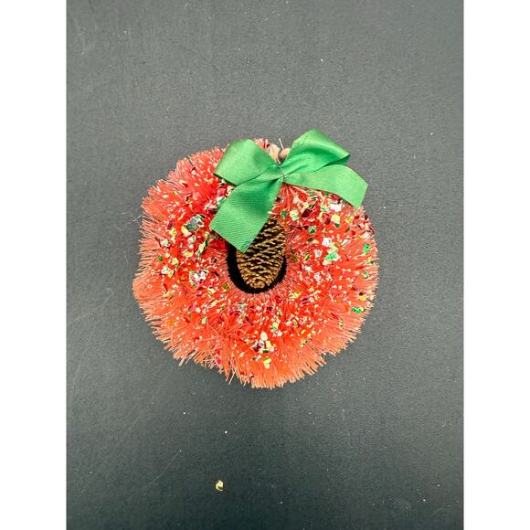 Set of 6 Vintage 1950s Mini Bottle Brush Christmas Wreaths – 3" - Picture 6 of 8